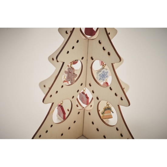 Weihnachtsdeko aus Sperrholz